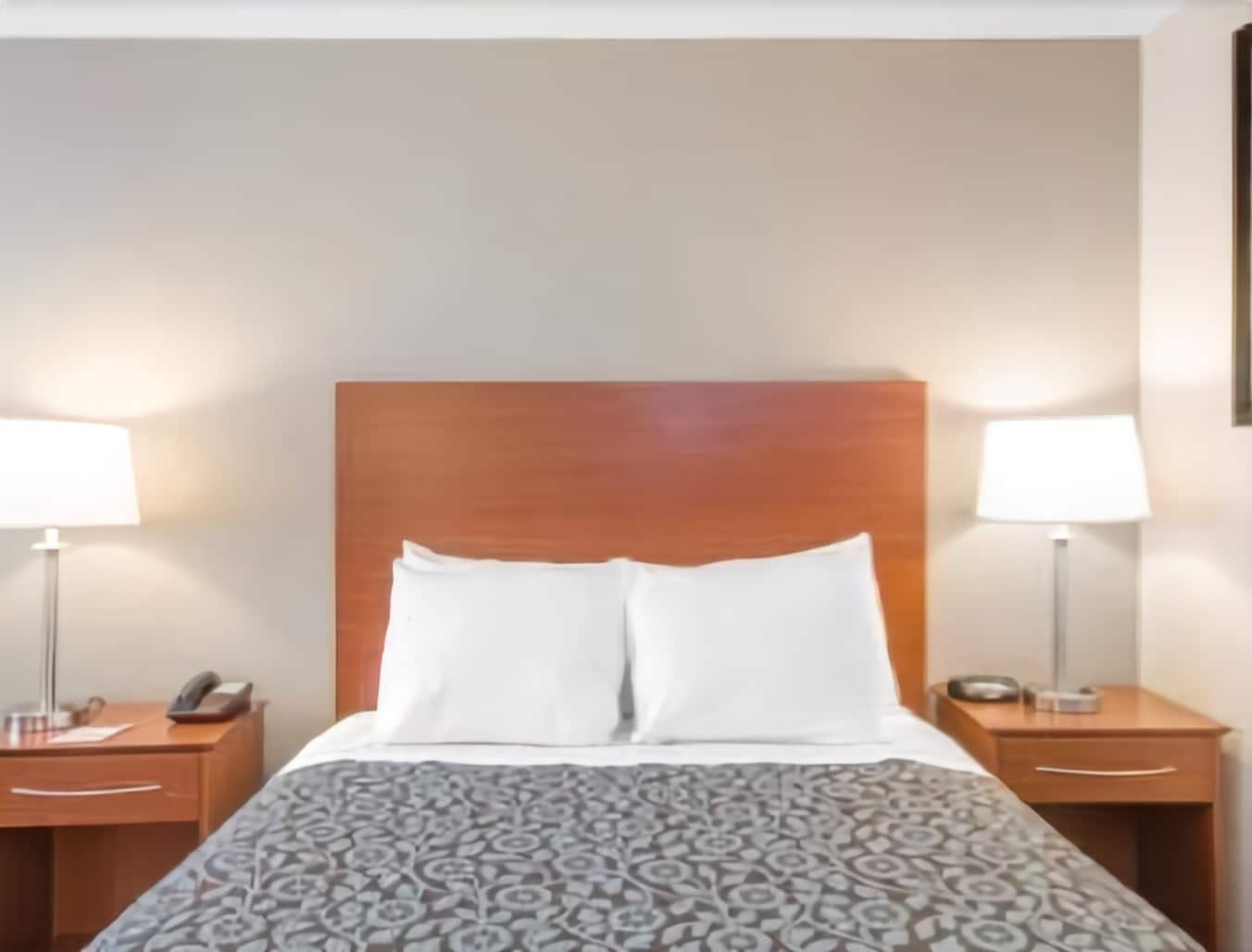 Days Inn By Wyndham Wilmington / University Dış mekan fotoğraf
