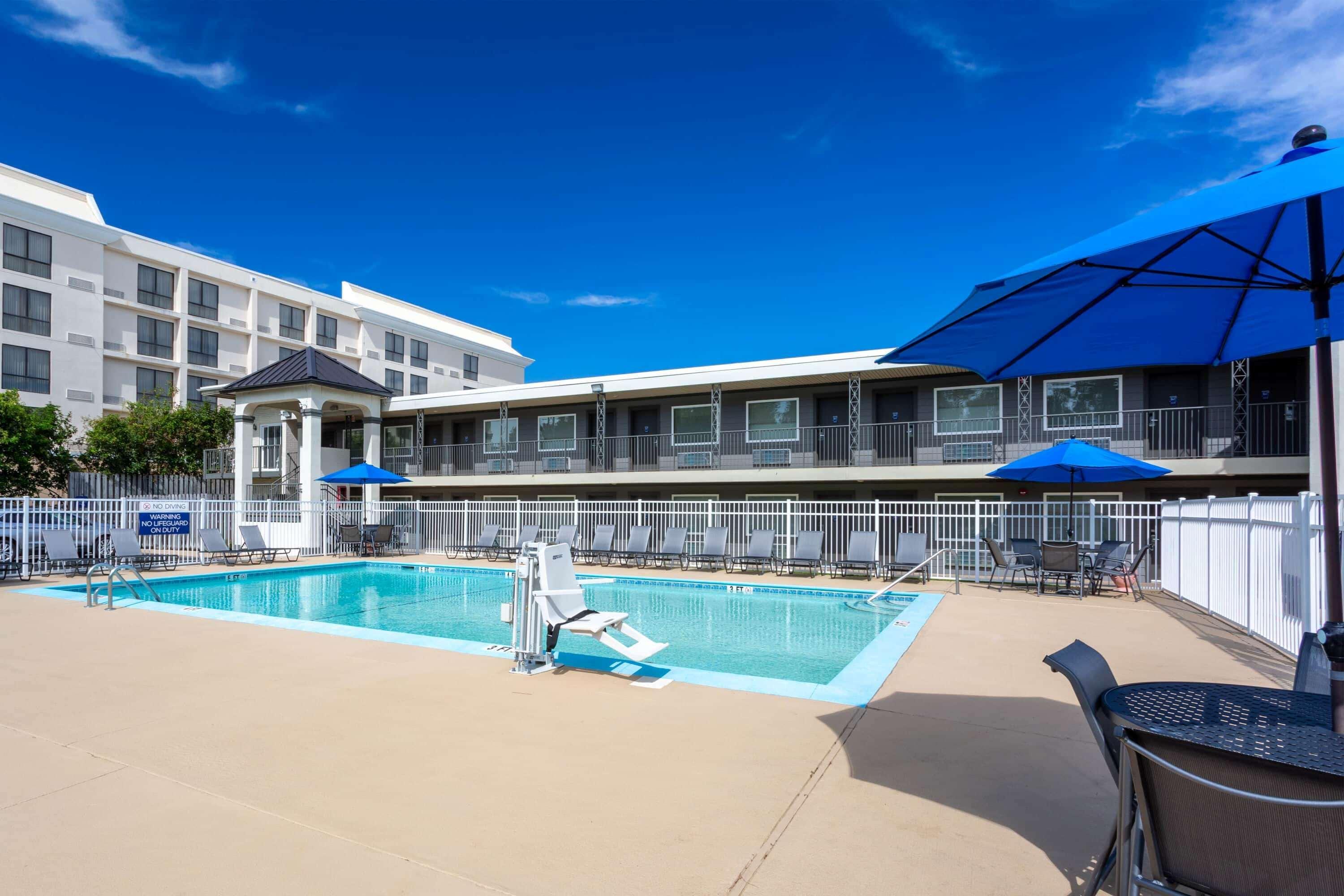 Days Inn By Wyndham Wilmington / University Dış mekan fotoğraf