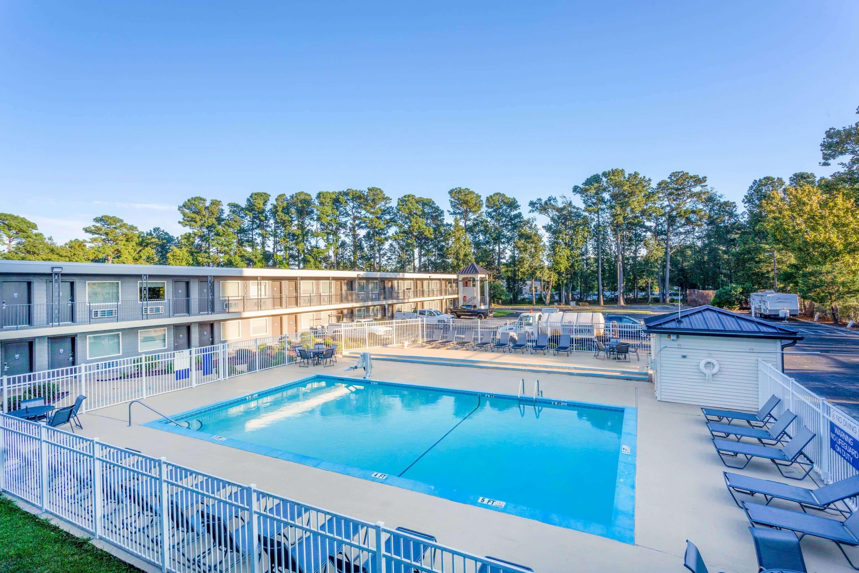 Days Inn By Wyndham Wilmington / University Dış mekan fotoğraf